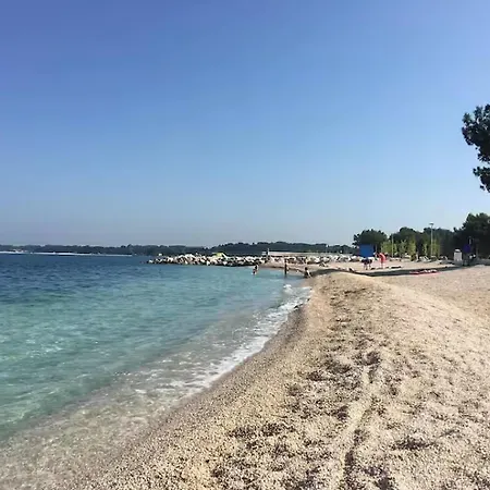Prázdninový dům House With Garden 